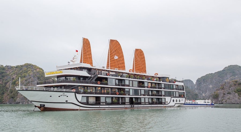 Lan Ha Bay | La Regina Grand Cruise 2 Days 1 Night