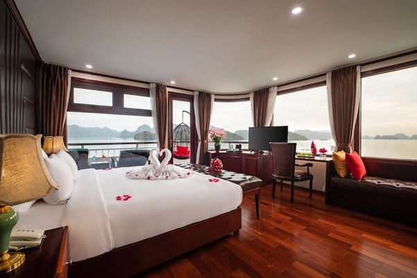 Honeymoon Suite