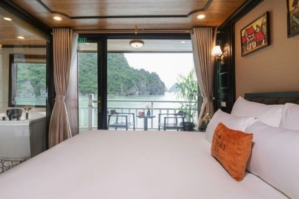 Suite Ocean View Balcony