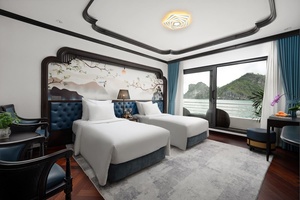 Premier Suite (1st Deck)