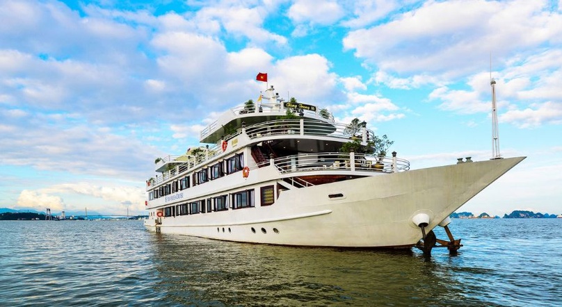 Bai Tu Long Bay | Swan Cruise 2 Days 1 Night