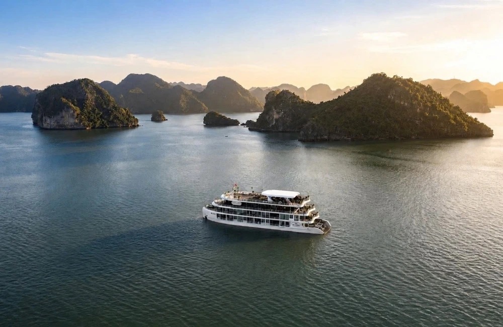 Ha Long Bay | Hermes Premium Cruise 2 Days 1 Night